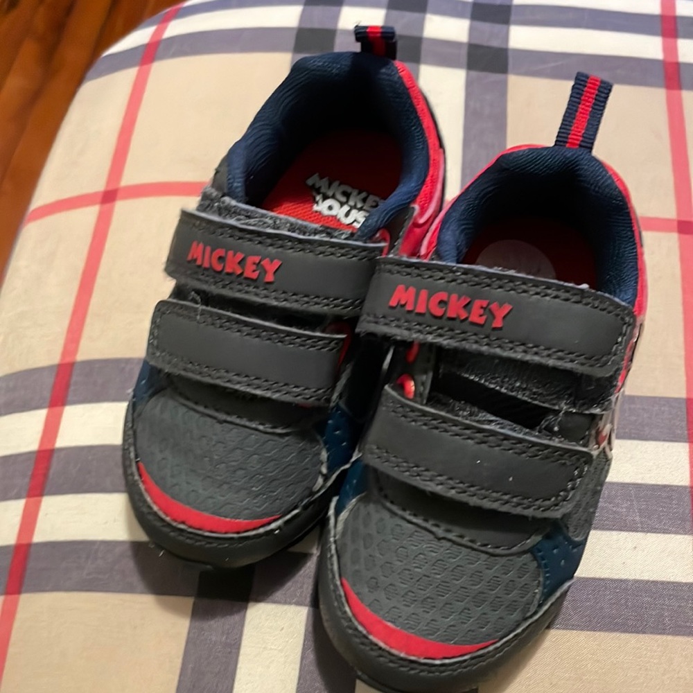 Mickey mouse boy shoes